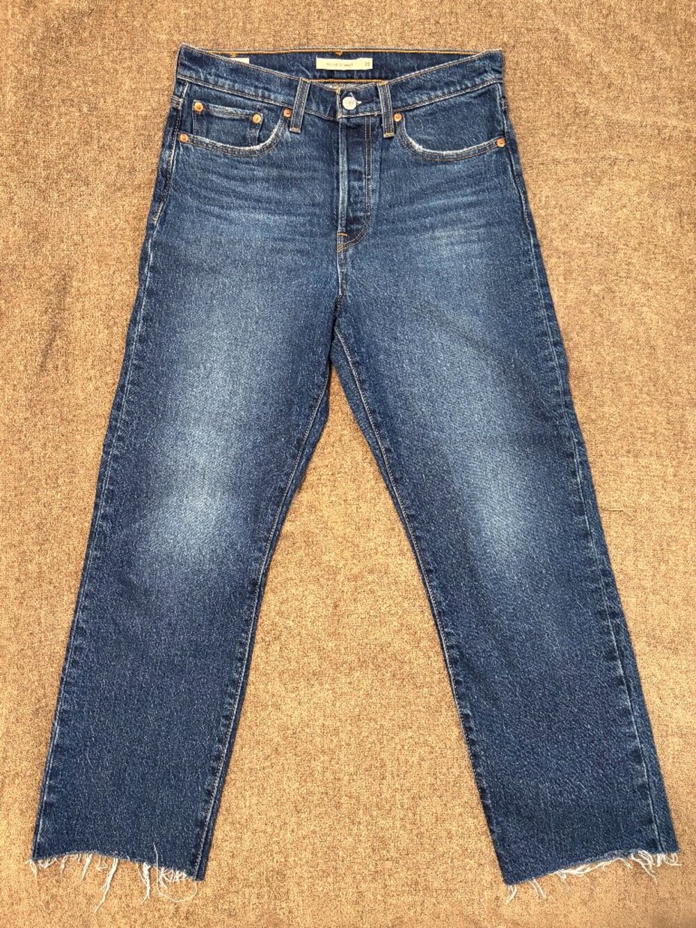 Levis Wedgie Straight Cropped Jeans